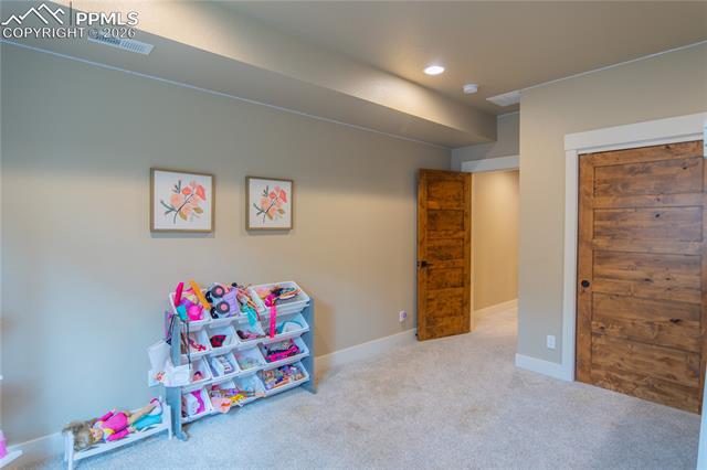 19795 Sleepy Hollow Road