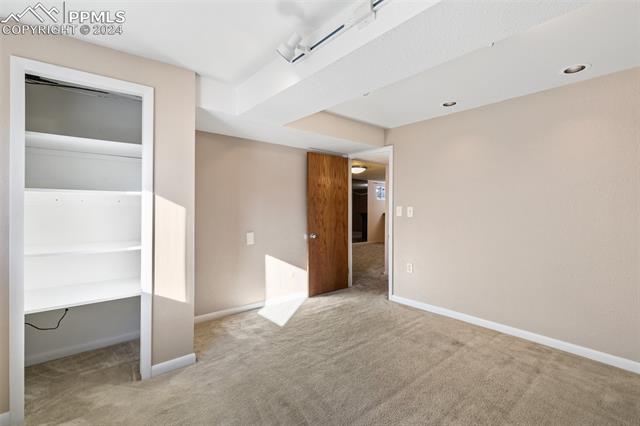 5023 S Raindrop Circle