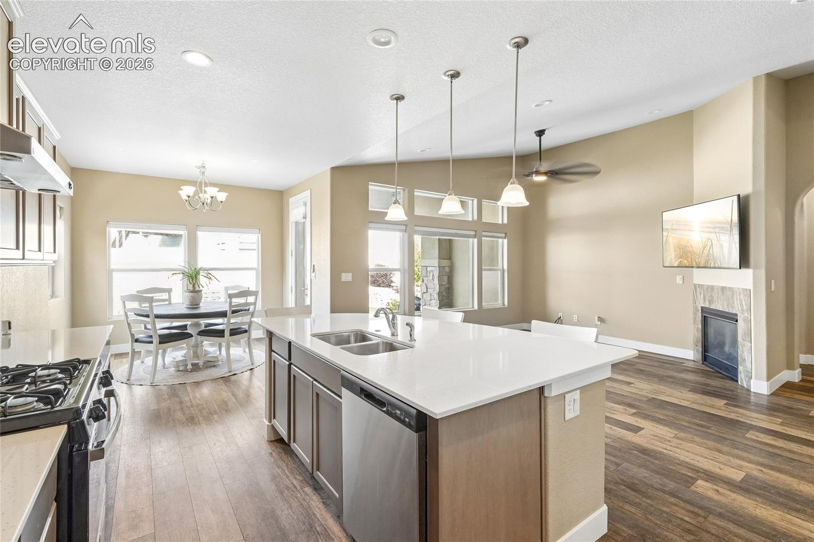 13117 Stone Peaks Way