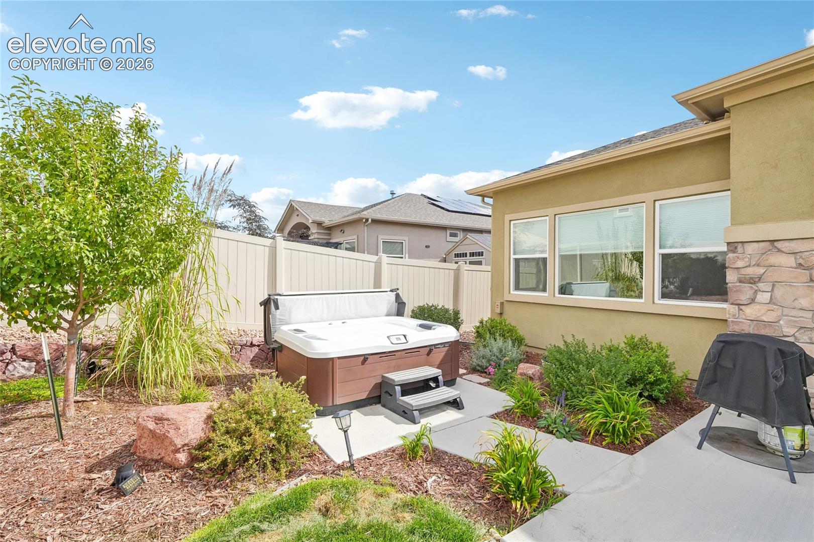 13117 Stone Peaks Way
