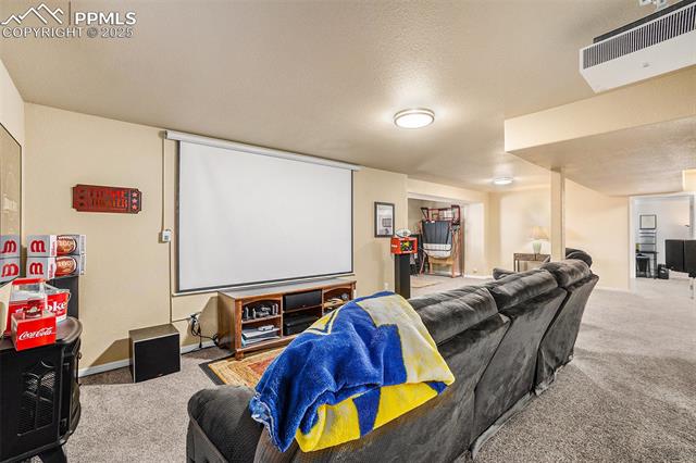 8219 Barn Swallow Grove