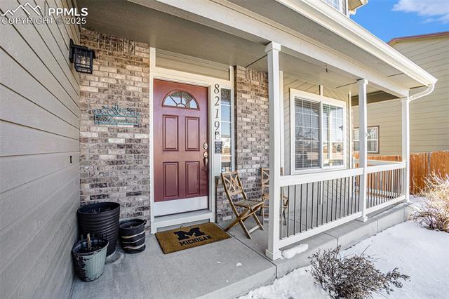 8219 Barn Swallow Grove