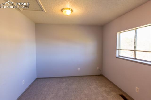 7630 Pebble Path Place