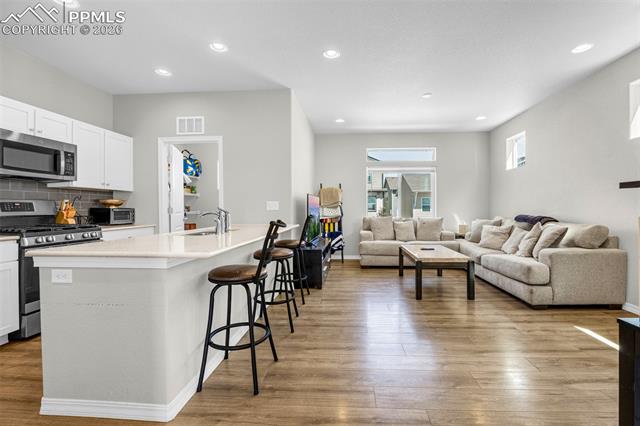 4432 N Samaritan Loop