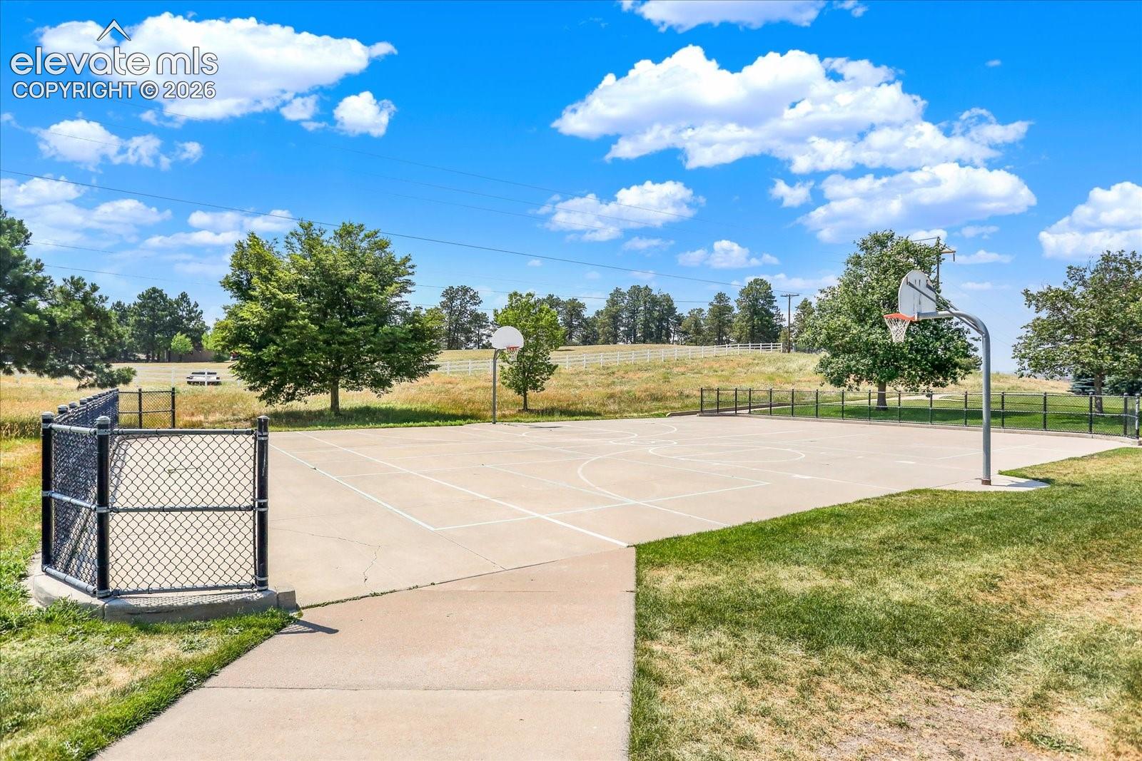 2402 Craycroft Drive