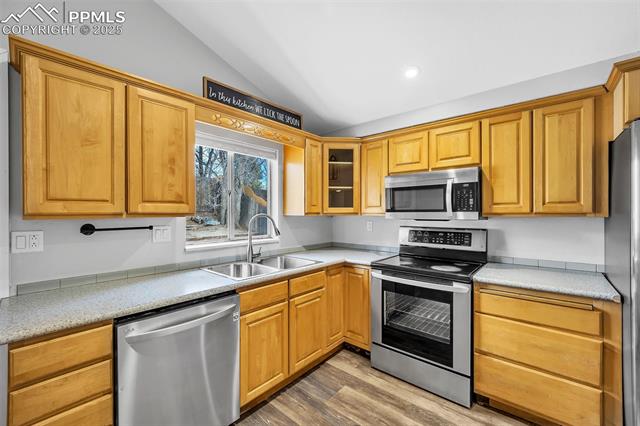 5109 Mira Loma Circle