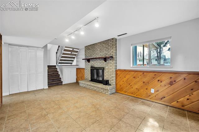 5109 Mira Loma Circle