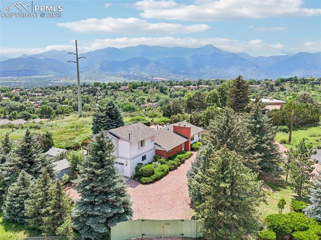 2020 Mesa Road