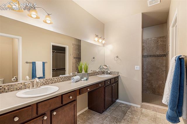 16767 Buffalo Valley Path