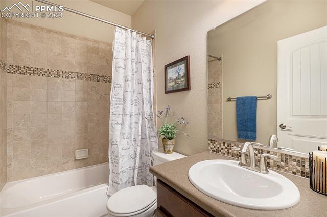 16767 Buffalo Valley Path