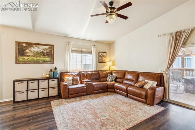 3120 River Valley View