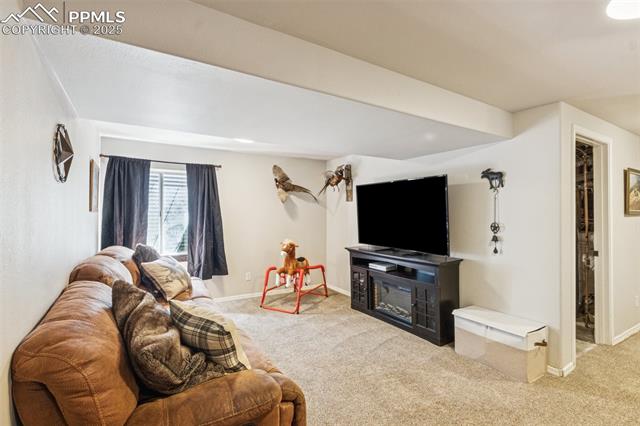 3120 River Valley View