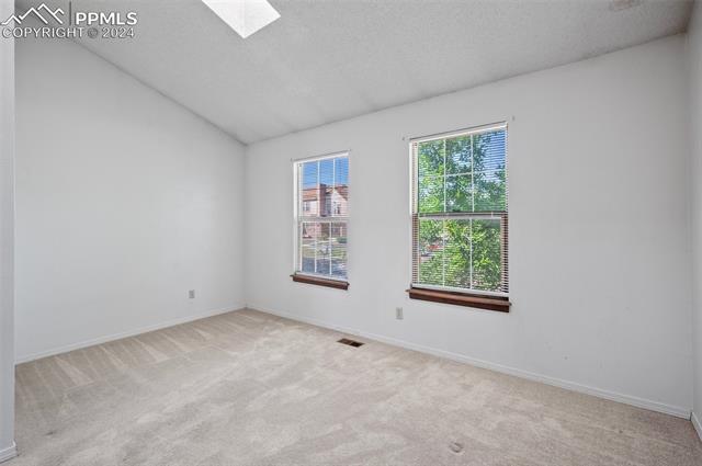 6826 Ravencrest Drive