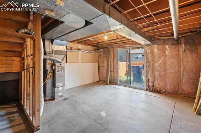 6826 Ravencrest Drive