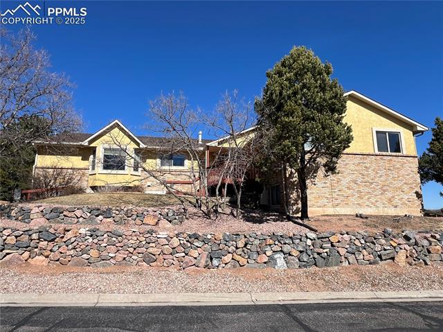 1650 Pinnacle Ridge Lane