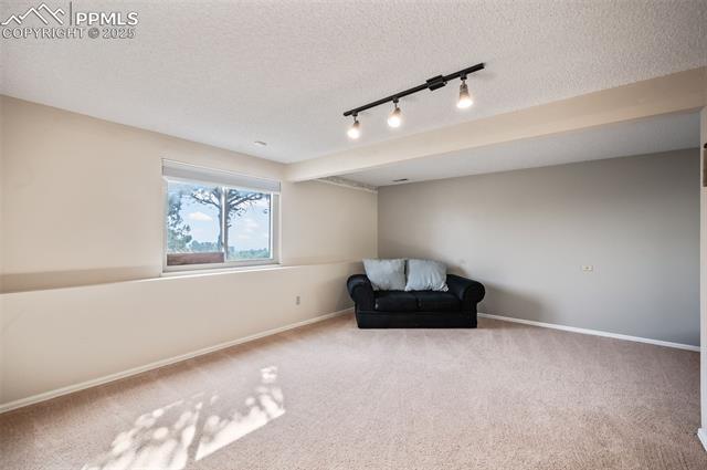 1650 Pinnacle Ridge Lane