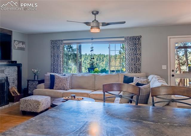 4615 Shady Lane