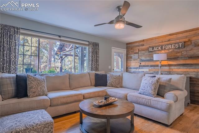 4615 Shady Lane