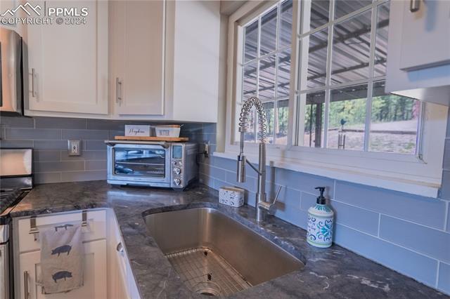 4615 Shady Lane
