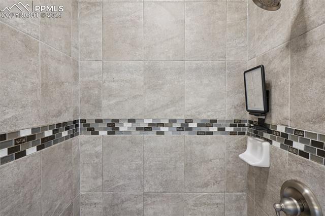 6081 Anders Ridge Lane