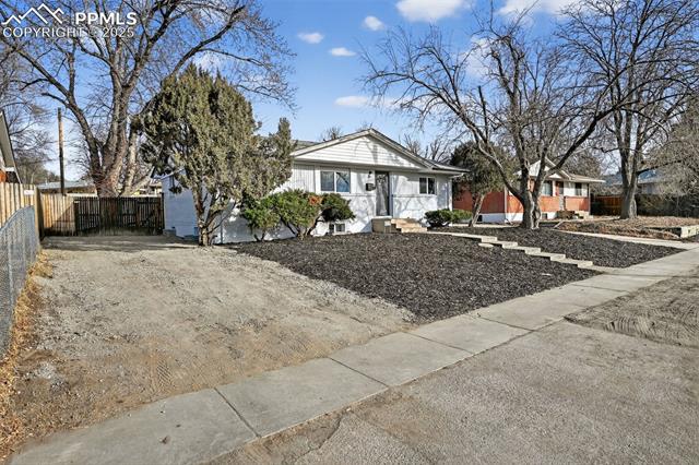 3412 Constitution Avenue