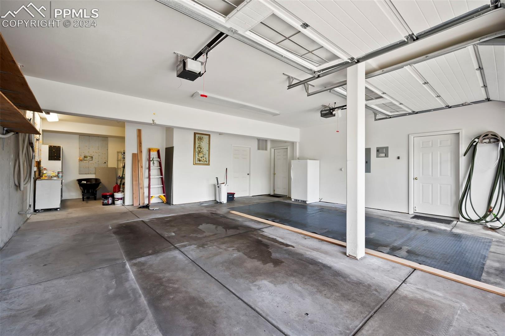 5865 W Highway 24