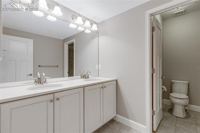 3129 Waterfront Drive