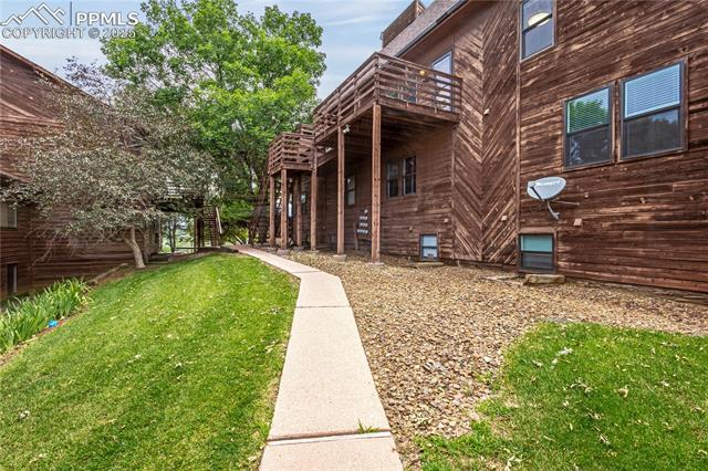 2380 Stepping Stones Way