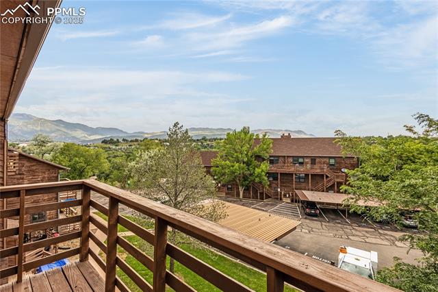 2380 Stepping Stones Way