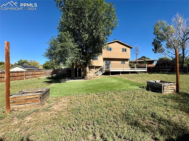 7680 Whitehorn Court