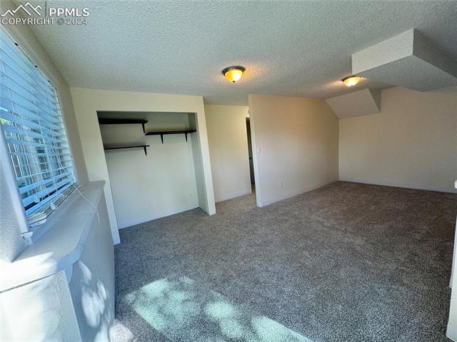 7680 Whitehorn Court