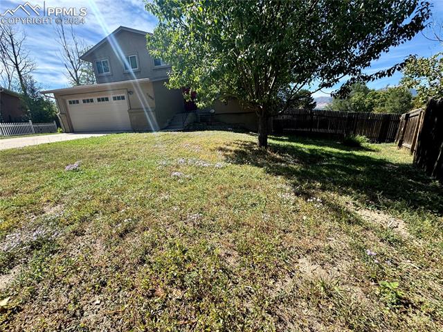 7680 Whitehorn Court