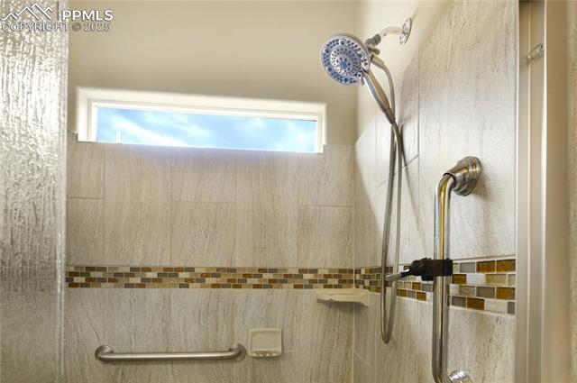 7044 Davey Crocket Court