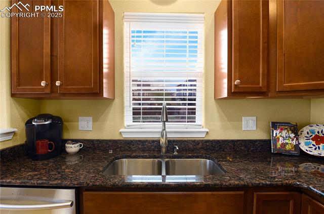 7044 Davey Crocket Court