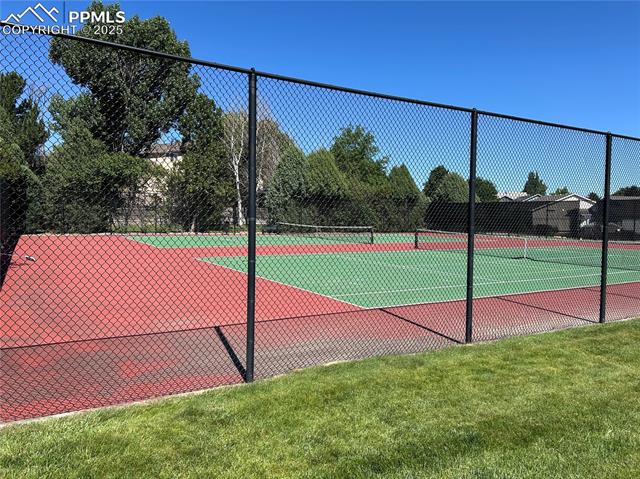 5352 Wells Fargo Drive