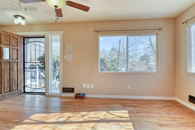 1402 W Parkway Drive