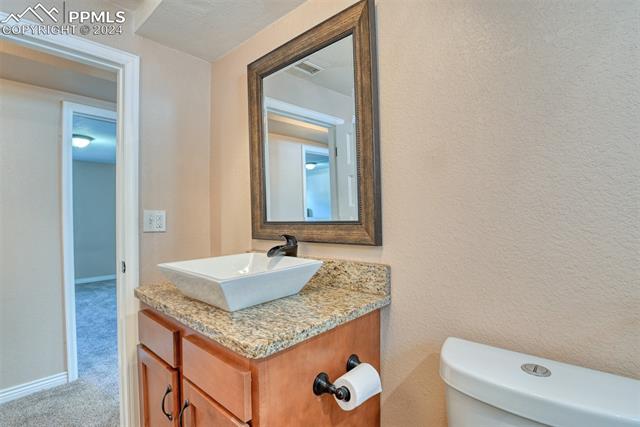 1402 W Parkway Drive