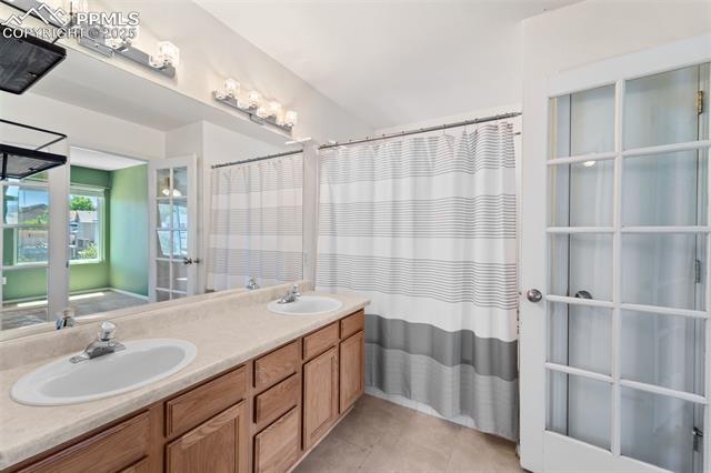 4280 Solarglen Drive