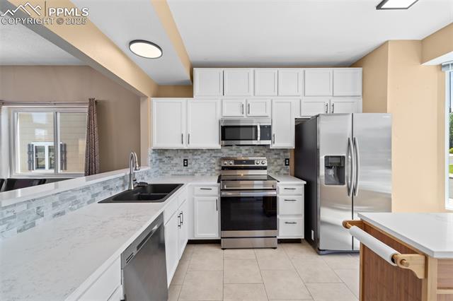 4280 Solarglen Drive