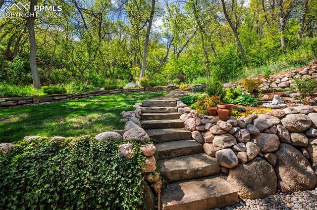 645 High Valley Court