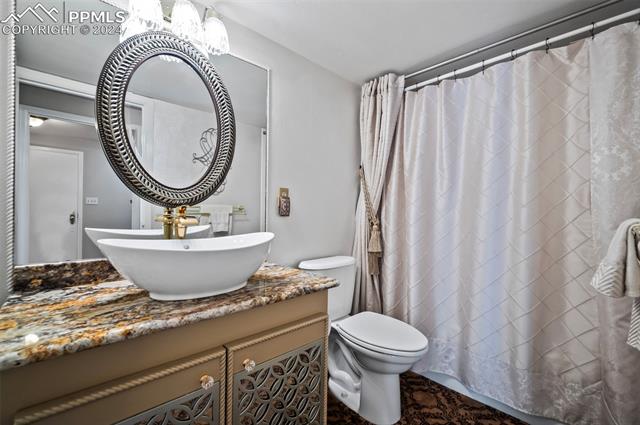 645 High Valley Court