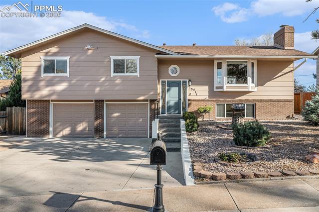 2411 Providence Circle
