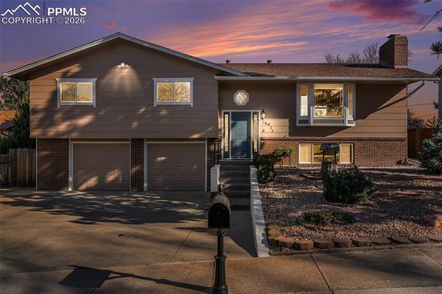 2411 Providence Circle