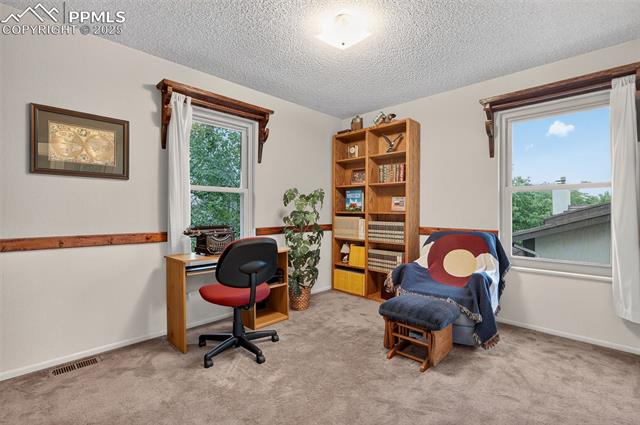 3070 W Enchanted Circle