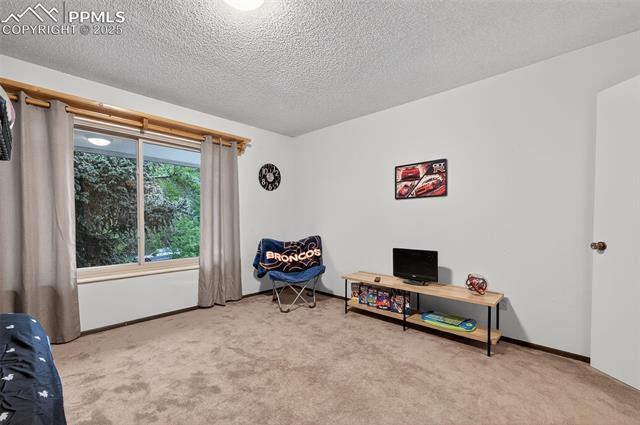 3070 W Enchanted Circle
