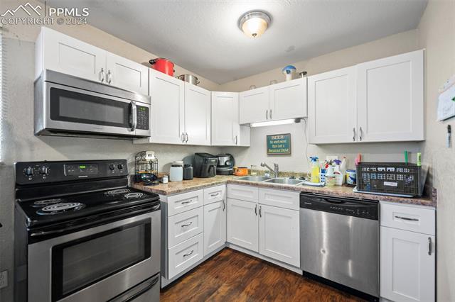 3685 Dogwood Drive