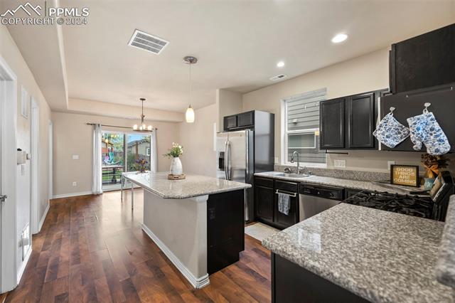 825 E Rio Grande Street