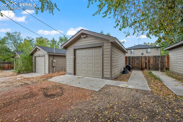 825 E Rio Grande Street