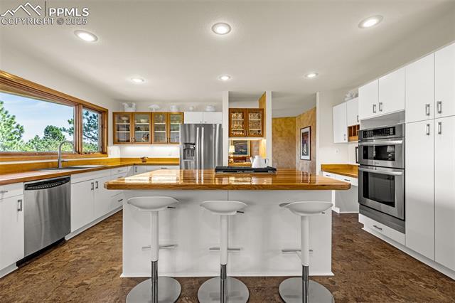 531 Crystal Hills Boulevard