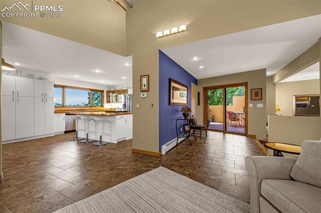 531 Crystal Hills Boulevard